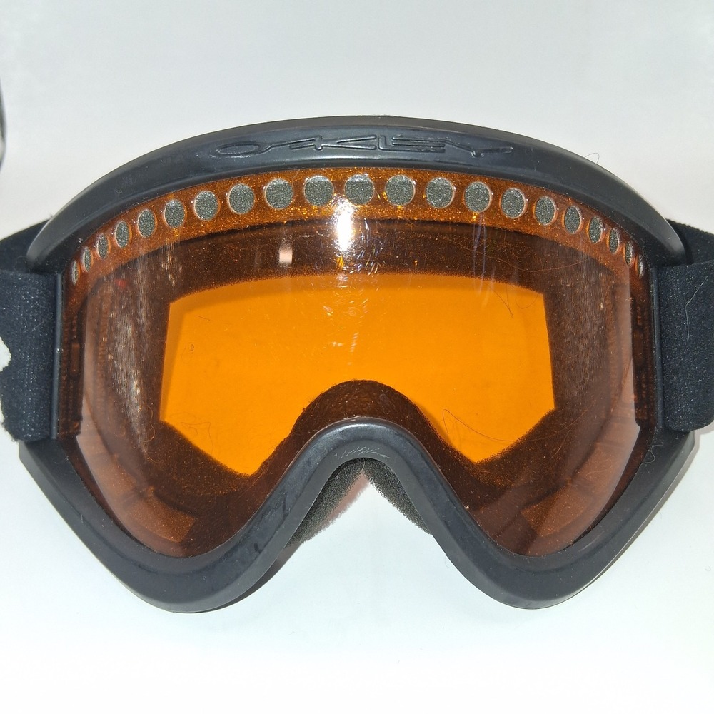 Oakley Snow Goggles  matte black frame Prizm persimmon lens